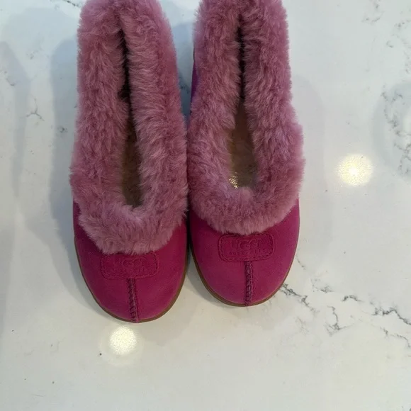 UGG Fuchsia Furry Slippers - Picture 2 of 7